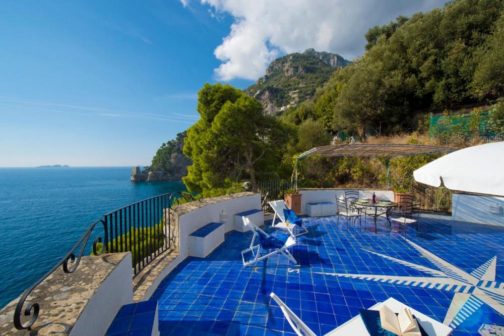 Villa Torre Trasita Luxury Suites Позитано Екстериор снимка